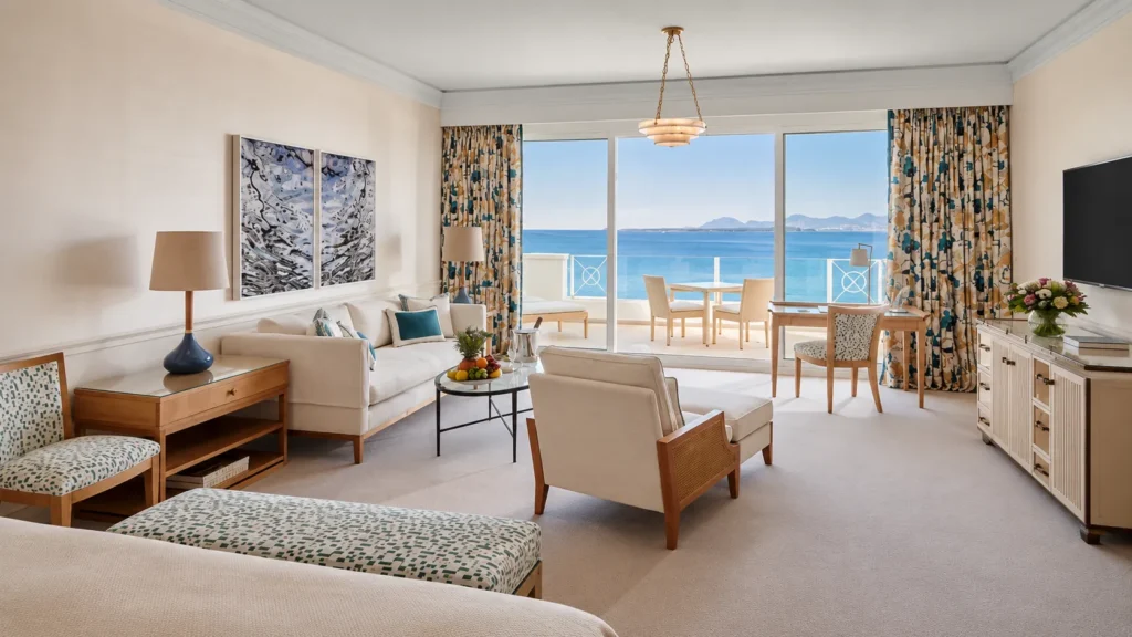 cap d'antibes luxury hotels , hotels in cap d antibes, best hotels cap d antibes, hotel du cap eden roc antibes, villa fabulite cap d antibes, hotel miramar cap d antibes, billionaires bay antibes, hotel juana antibes, hotel belles rives antibes