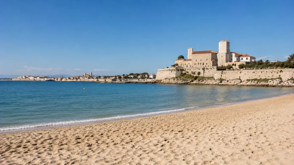 best beaches in Antibes , beaches near antibes, best beach near antibes, plage de la garoupe antibes france, private beach clubs antibes, La Pinède beach Juan-les-Pins