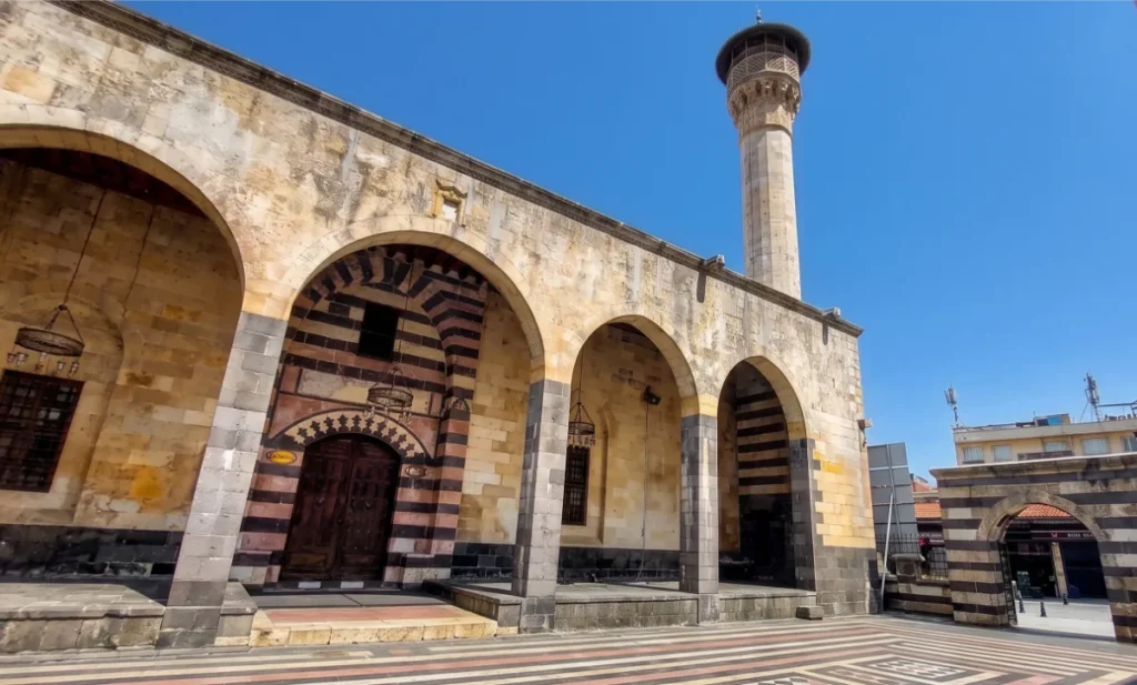 gaziantep travel guide, is gaziantep worth visiting, things to do in gaziantep, race across the world gaziantep