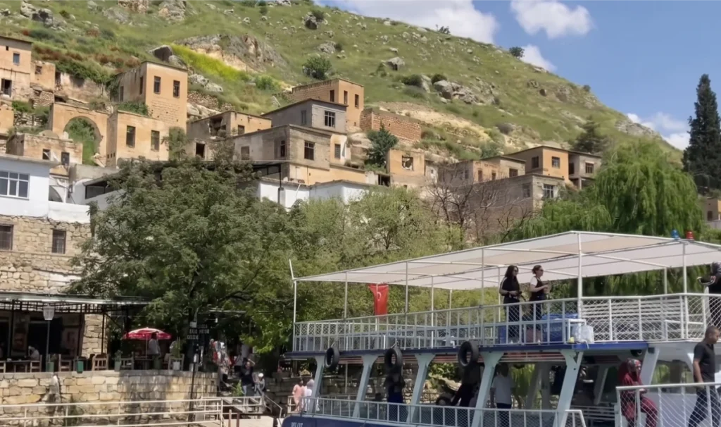 how to get to halfeti gaziantep to halfeti, sanliurfa to halfeti, race across the world turkey