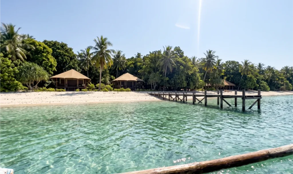 how to get to Sumbawa lombok to Sumbawa ferry, Kiantar airport, how to travel around Sumbawa