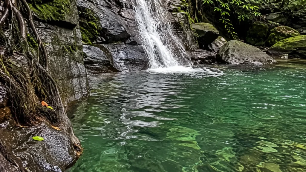 koh kood itinerary  koh kood travel guide, koh kood waterfalls, koh kood things to do 