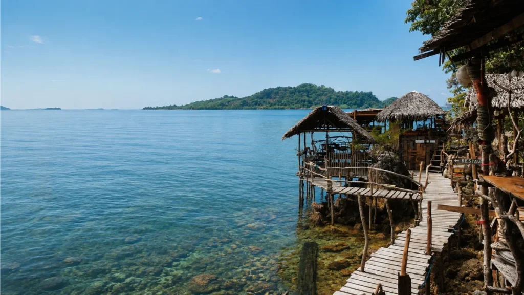 koh phayam travel guide  is koh phayam worth visiting
