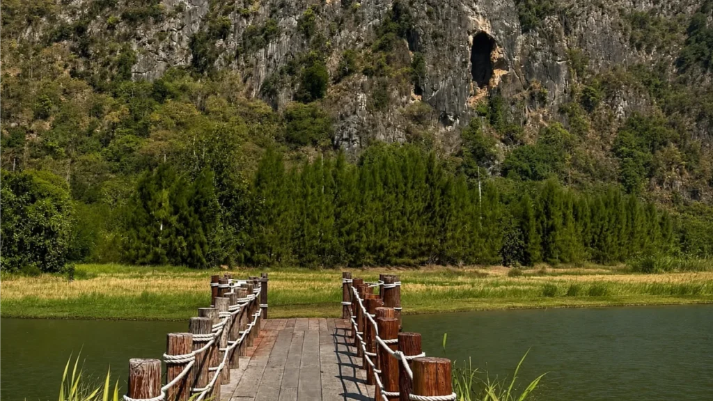 Phetchaburi travel guide, is Phetchaburi worth visiting
