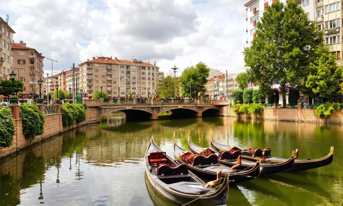 eskisehir travel guide , is eskisehir worth visiting, venice of turkey, race across the world