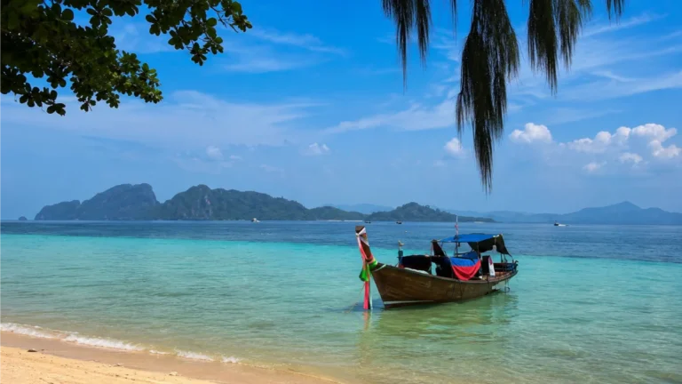 is Koh Kradan worth visiting  koh kradan day trip from koh mook, how to get from koh mook to koh kradan, how many days in koh kradan, koh kradan snorkeling guide