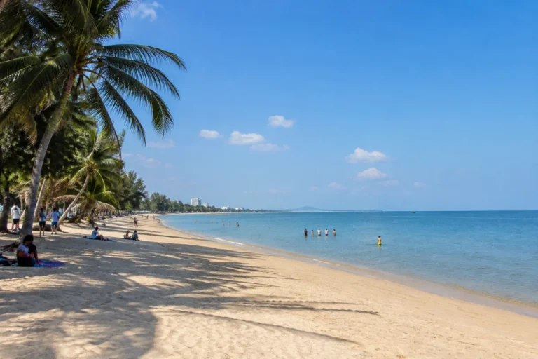 Phetchaburi travel guide, is Phetchaburi worth visiting